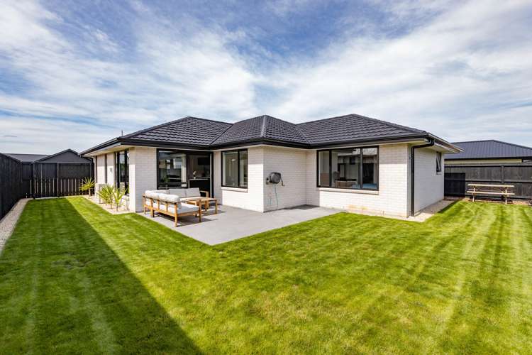 16 Letitia Street Burwood_9