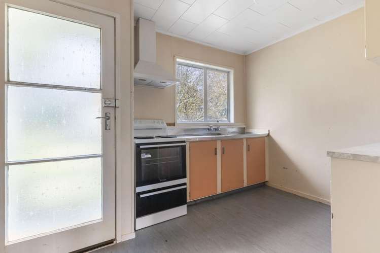 1 and 2/21 Hanui Place Massey_5