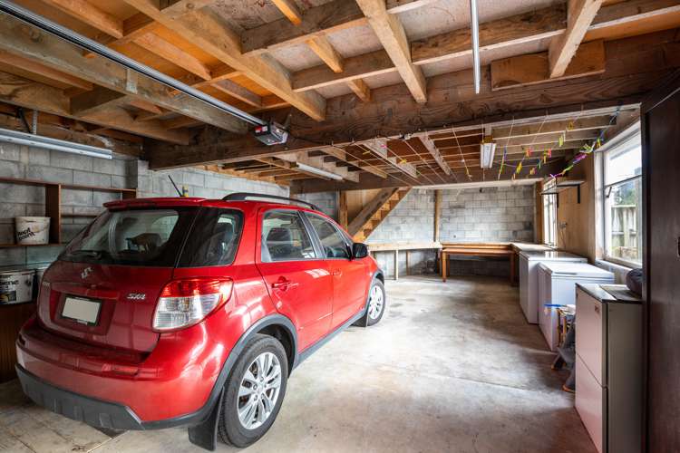 82 Barrett Road Whalers Gate_16