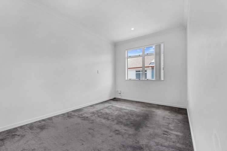 15/44 Carlos Drive Flat Bush_11