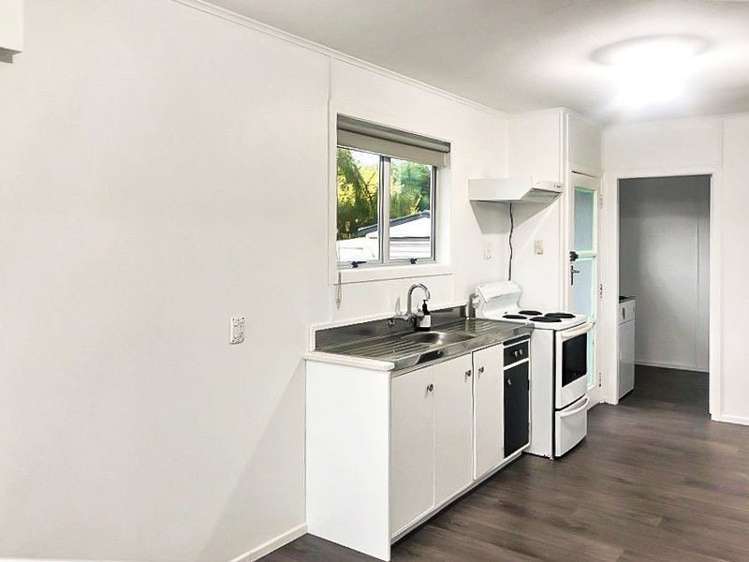 55 James Henry Crescent_2