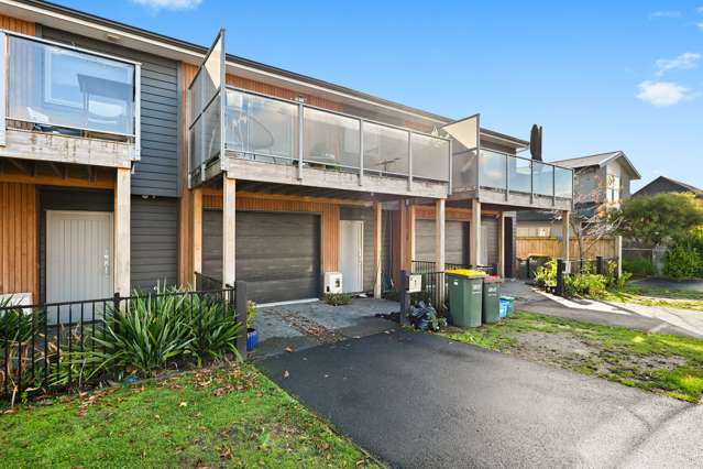 2/8 Richmond Street Whitiora_1