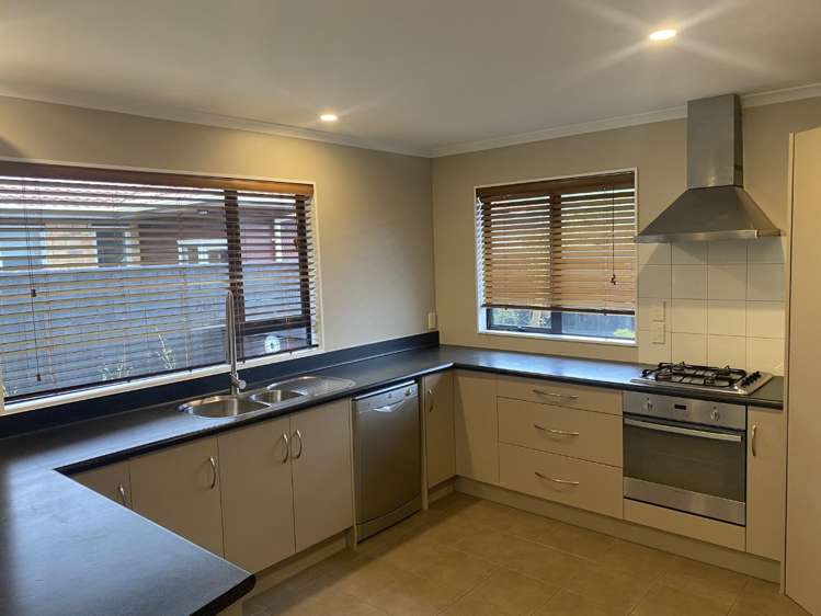 12 McEwen Crescent 1363_1