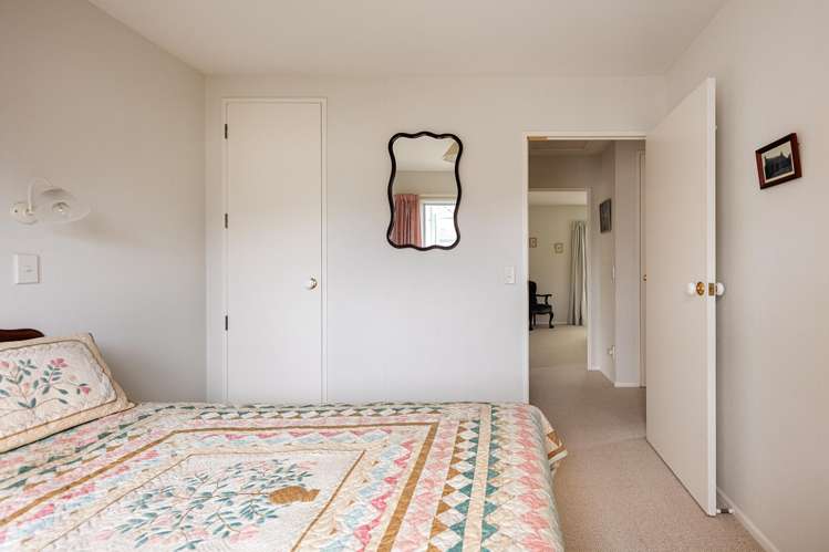 9/690 Gladstone Road Te Hapara_7