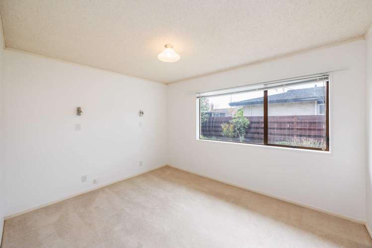 2 Rangitane Street Palmerston North City_6