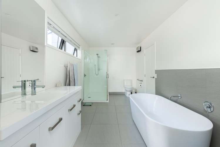 21 Highview Drive Wakatu_10