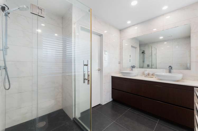 9 Coastview Lane Long Bay_12