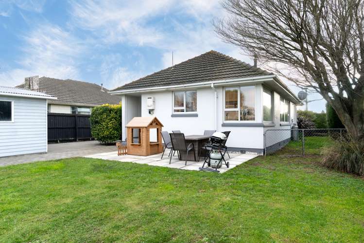 95 Springs Road Hornby_13