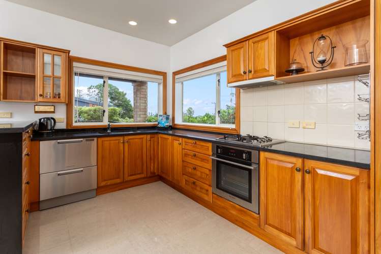 4c Braemar Road Castor Bay_9