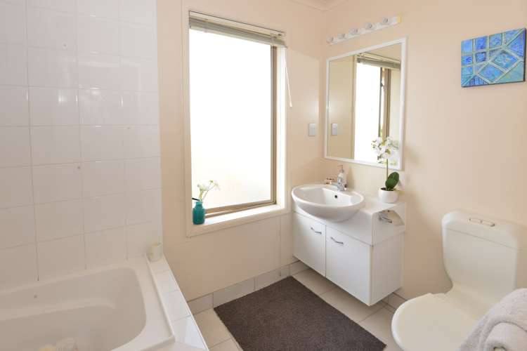 15 West Hoe Heights Orewa_16