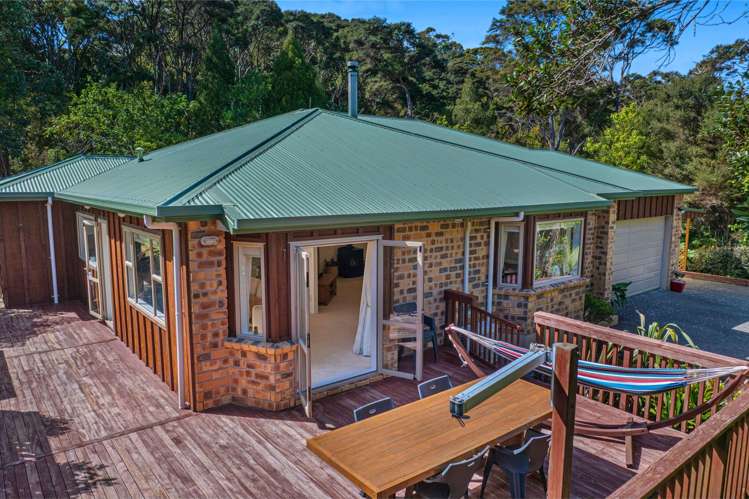 6 Chenery Road Red Beach_24