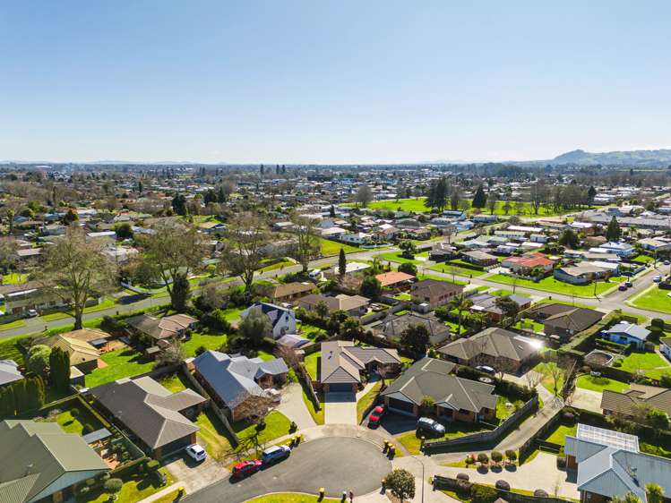 9 Christy Brown Place Leamington_25