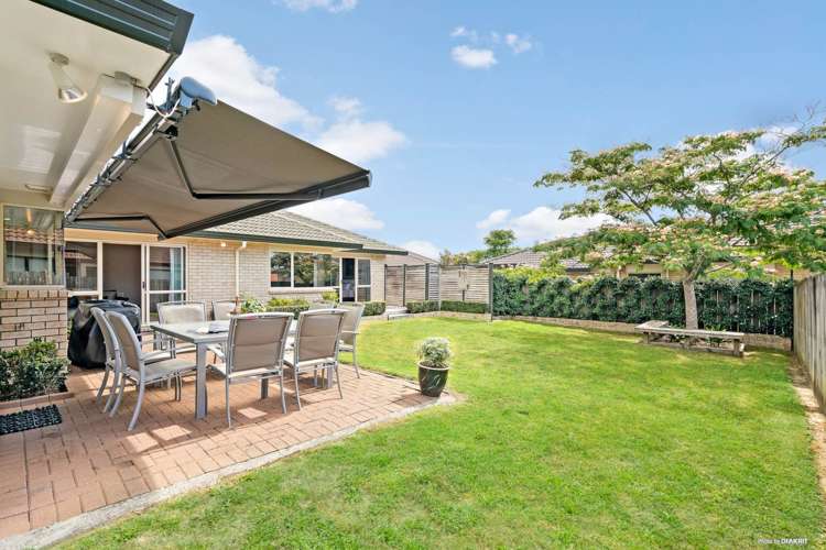 19 Newinn Crescent East Tamaki Heights_16