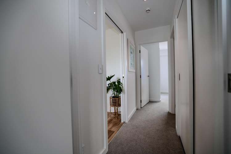 8/15 Keehan Drive Hilltop_13