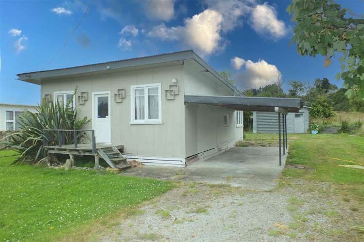 5 Hampden Square Hampden_11