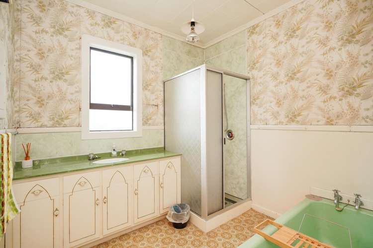 31 Watt Road Otatara_12