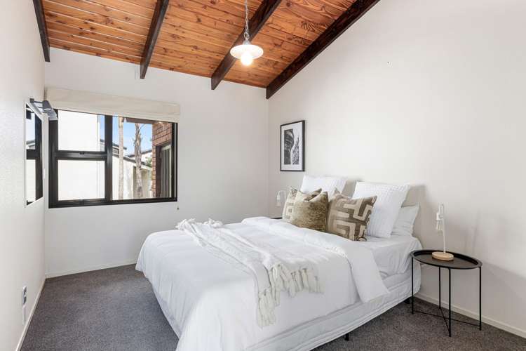 8 Durness Place Red Beach_15