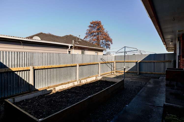26 Westmere Place Takaro_14