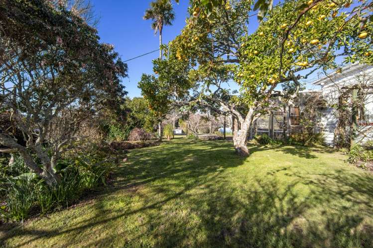 42 Boord Crescent Kumeu_21