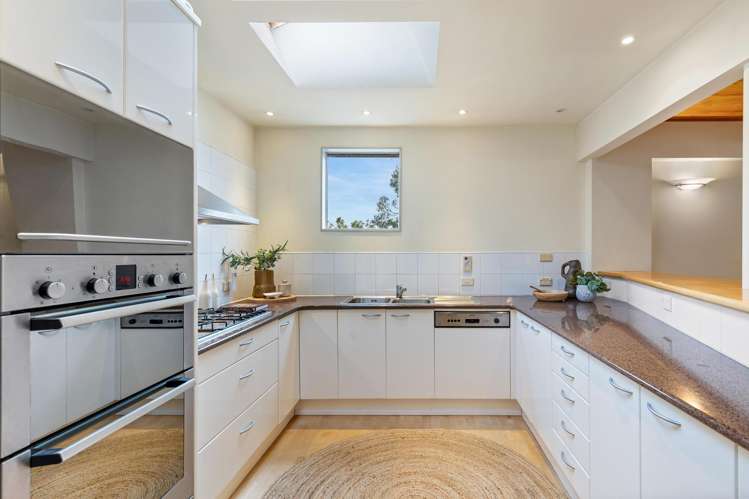 2/145 Victoria Road Devonport_7