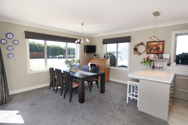 141 Milton Road South Elgin_7