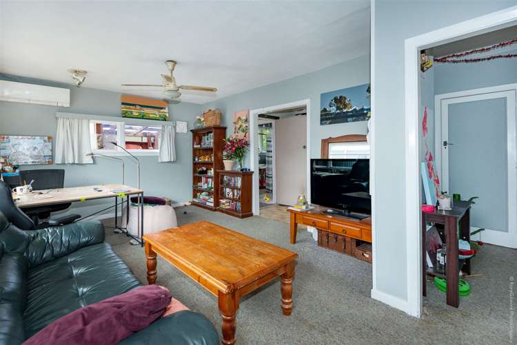 542 Worcester Street Linwood_5