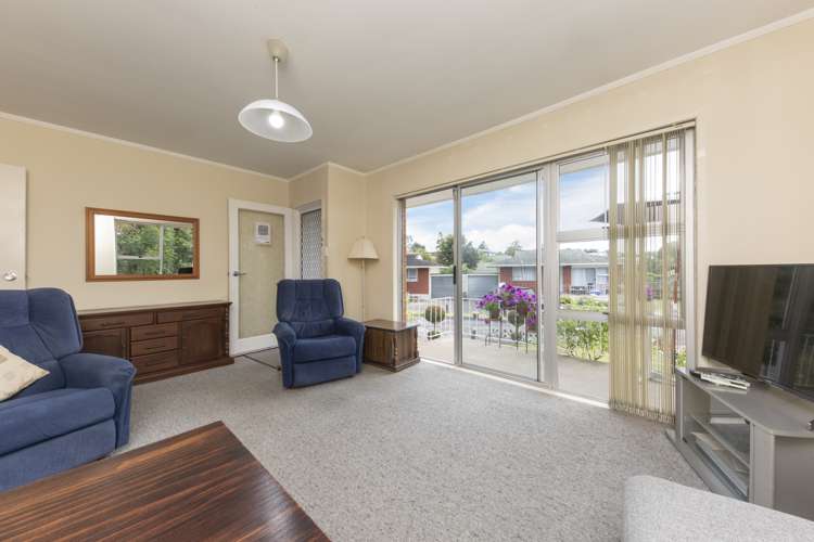 1/57 Fruitvale Road New Lynn_5