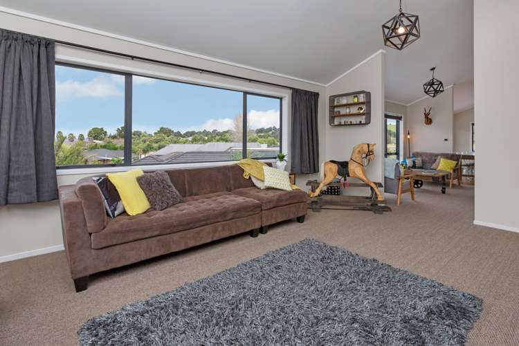 8 Mcainch Place Kamo_7