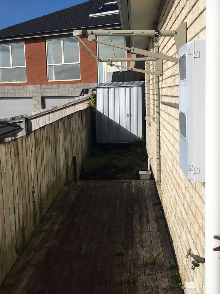 2/30 Elan Place Stanmore Bay_12