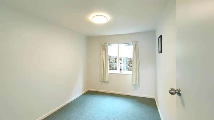 2/78 Waiatarua Road Remuera_8