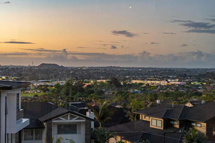 45 Armstrong Farm Drive East Tamaki Heights_1