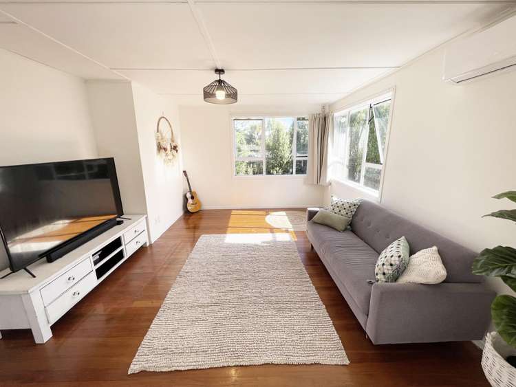 921 Whangaparaoa Road Manly_1