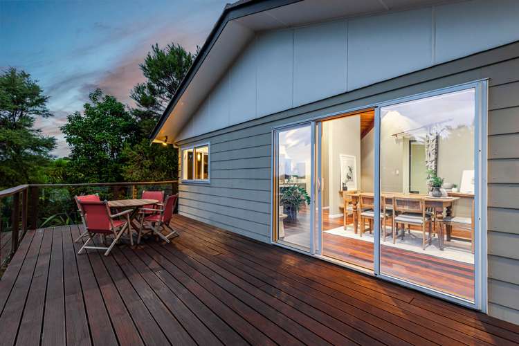 7 Awhiorangi Promenade Swanson_8