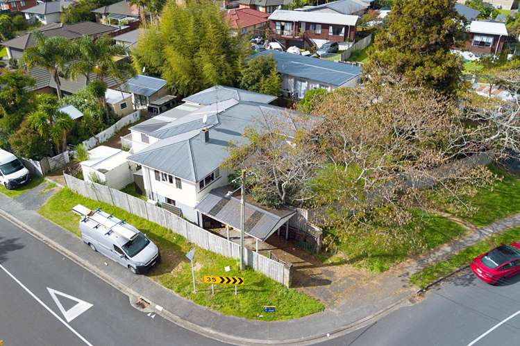 56 Clayburn Road Glen Eden_3