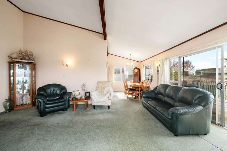 785 East Coast Road Northcross_9