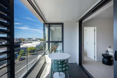 Apt 3B,36 College Hill_3