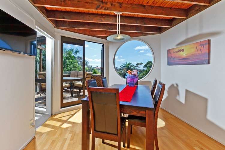 645 Beach Road Rothesay Bay_10