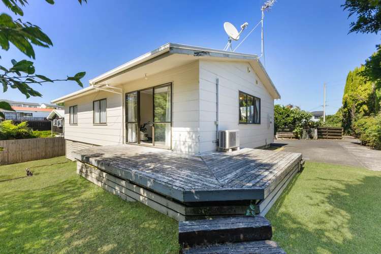 2/6 Esperanto Road Papatoetoe_12