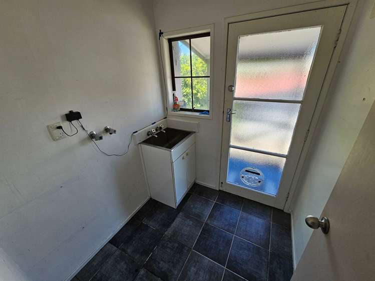 57 Gills Road Bucklands Beach_17