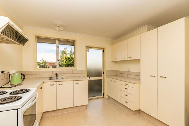 2/21 Preston Street West End_2