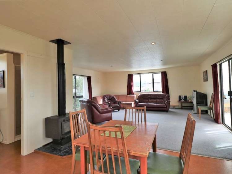 27 Hilton Road Carterton_20