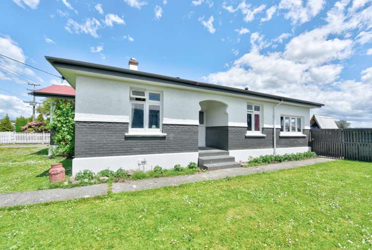 207 Main Street Mataura_17