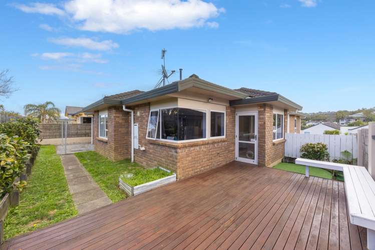 8 Greenway Rise Gulf Harbour_27