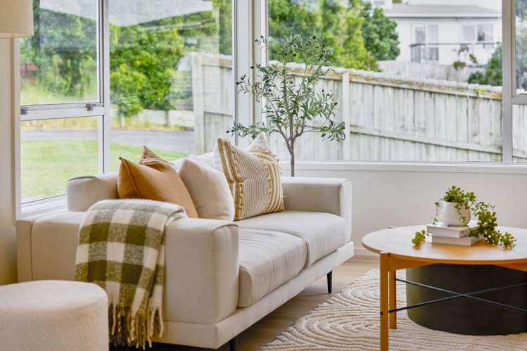 1/20 Celeste Place Totara Vale_9