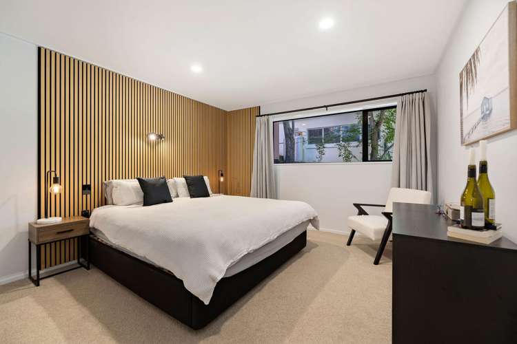 18a Avalon Crescent Fernhill/Sunshine Bay_8