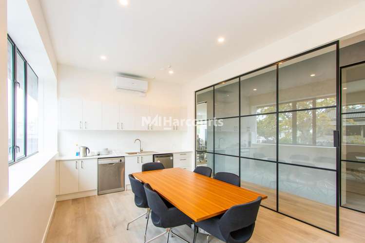 Tenancy A/87 Hurstmere Road Takapuna_4