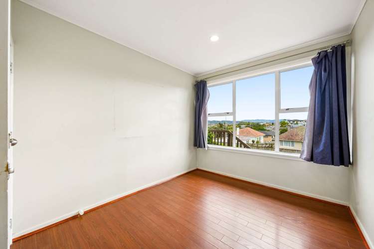 62 Tiverton Road New Windsor_11