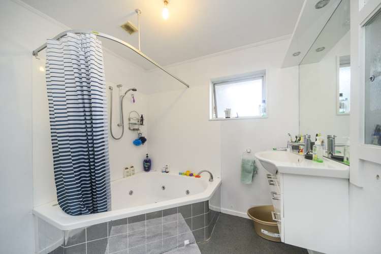 360 Kimbolton Road Feilding_9