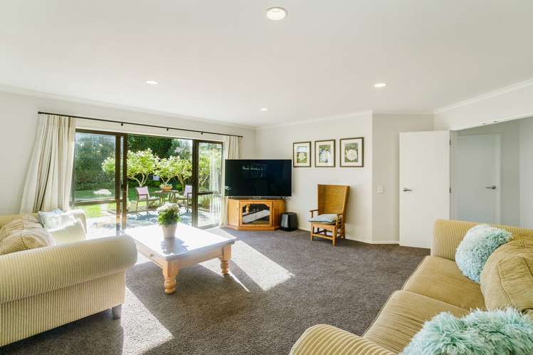 15 Pine Harbour Parade Beachlands_9