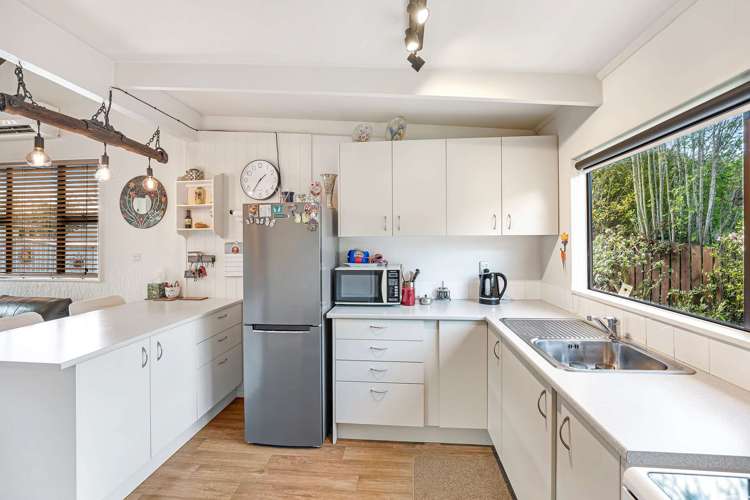 41 Benmore Street Glenwood_11